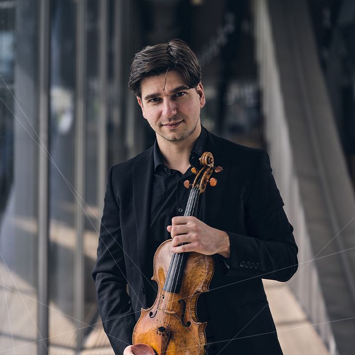 Violoniste, concertmaster et pédagogue reconnu sur les scènes internationales, Vlad Stănculeasa rejoint l’une des institutions européennes majeures de formation artistique.