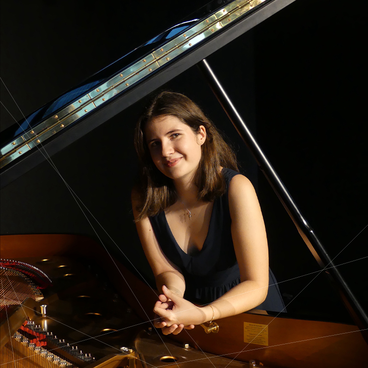 Lucie Murith remporte un premier prix de chant classique