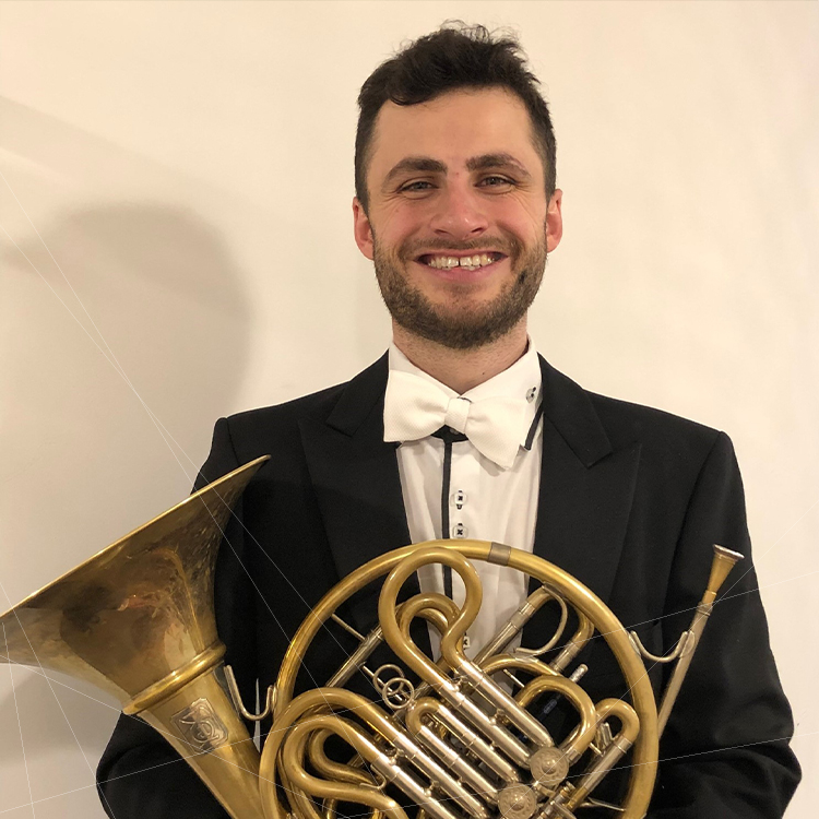 À l’occasion du Palmarès 2025 de l’HEMU, Quentin Benoit s’est vu décerner le Prix de la Direction de la formation et des affaires culturelles (DFAC) de l’État de Fribourg.